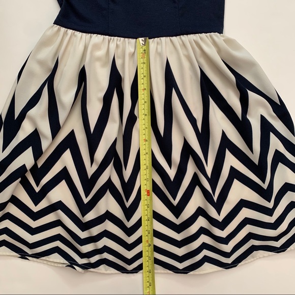 Xhilaration Chevron Dress (Bundle 3/$25) - Picture 6 of 8